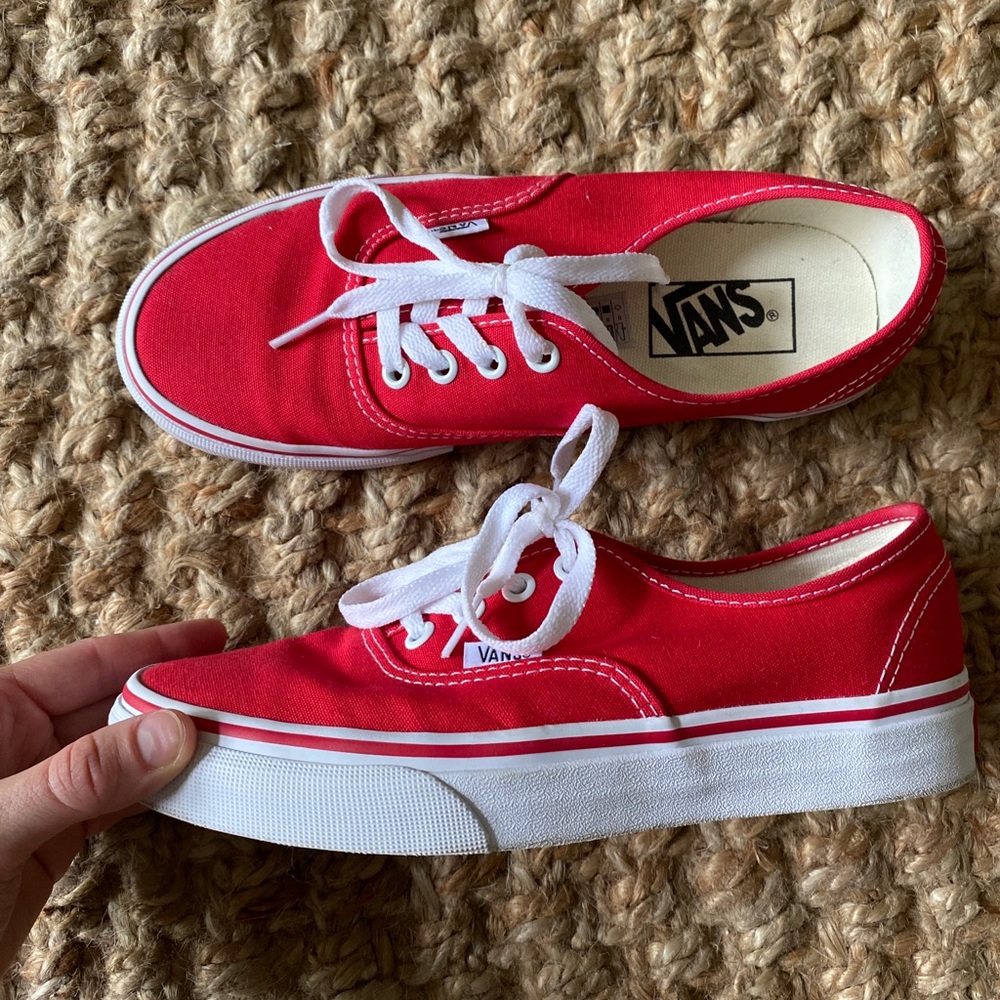 Red Vans Authentic 7 (7.5)
